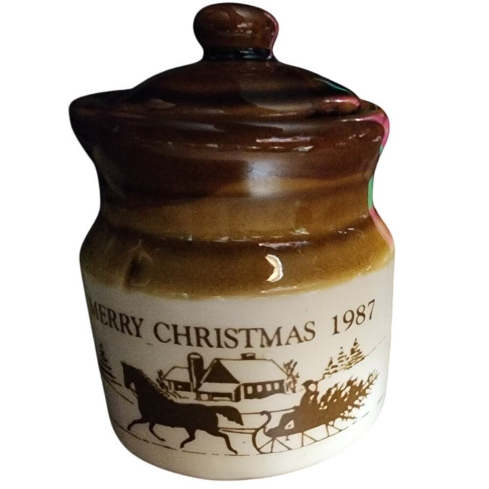 Vintage 1987 Merry Christmas Stoneware Mini Crock with Lid Sleigh